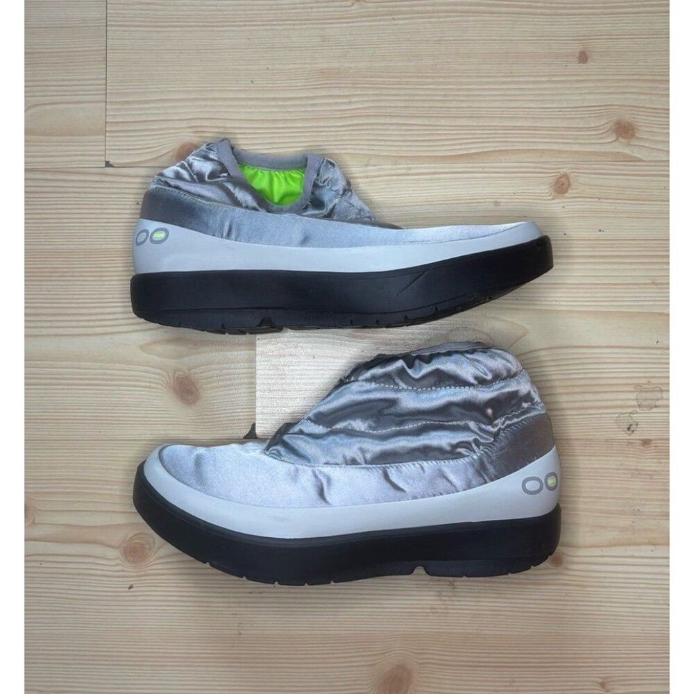 OOFOS Silver and Black Ankle Boots